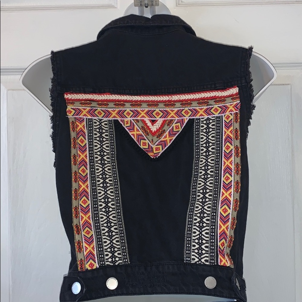 H&M Black Distressed Vest Jacket